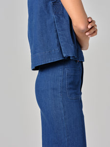 IZA navy crop top